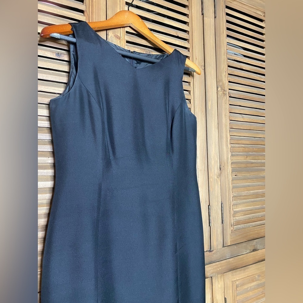 Talbots black silk/wool SOFT,Classic,scoop neck,sleeveless,pleated bottom SZ-6 - Picture 3 of 10